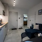 Work And Rest By Fengshui4u, Przy Piotrkowskiej, Cowroking, Silownia, Nowy Budynek Apartment Lodz