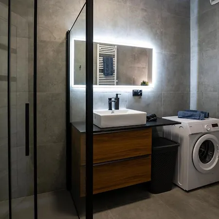 Work&rest By Fengshui4u, Cowroking, Siłownia, Nowy Budynek, Dostęp Na Kod Łódź