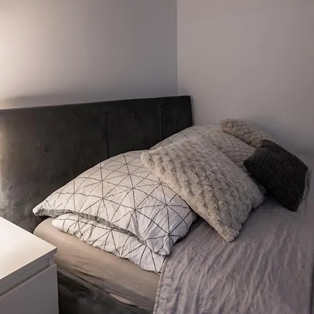 Work And Rest By Fengshui4u, Przy Piotrkowskiej, Coworking, Silownia, Nowy Budynek Apartment
