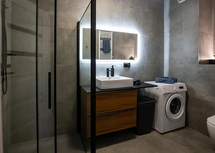 Work And Rest By Fengshui4u, Przy Piotrkowskiej, Cowroking, Silownia, Nowy Budynek ウッチ