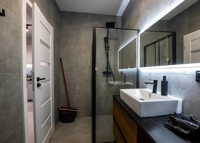 Work And Rest By Fengshui4u, Przy Piotrkowskiej, Cowroking, Silownia, Nowy Budynek アパート